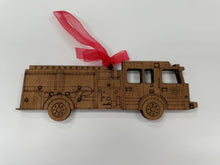 Load image into Gallery viewer, Wooden Baubles