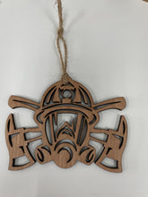 Load image into Gallery viewer, Wooden Baubles